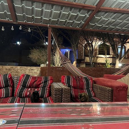 Guest House Attallah Wadi Musa Bagian luar foto