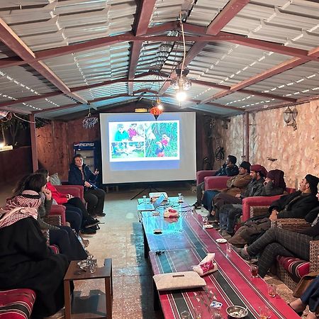 Guest House Attallah Wadi Musa Bagian luar foto