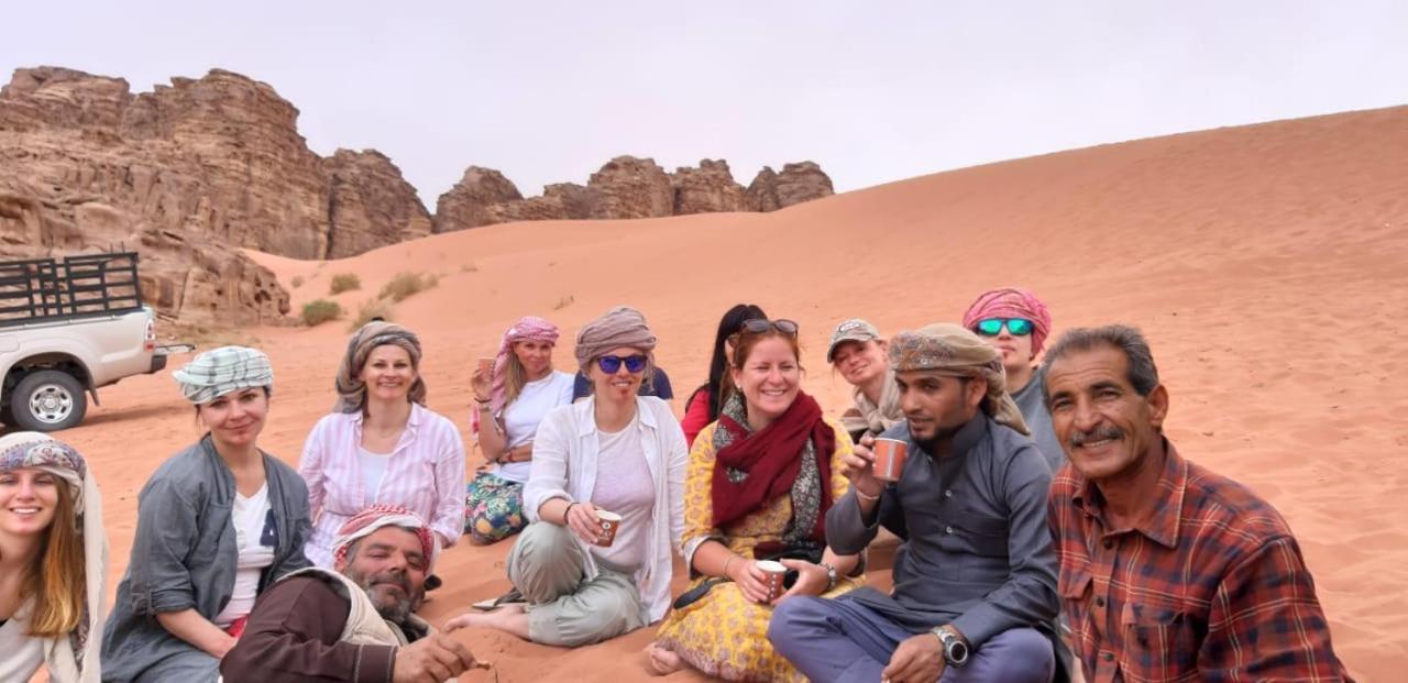 Guest House Attallah Wadi Musa Bagian luar foto