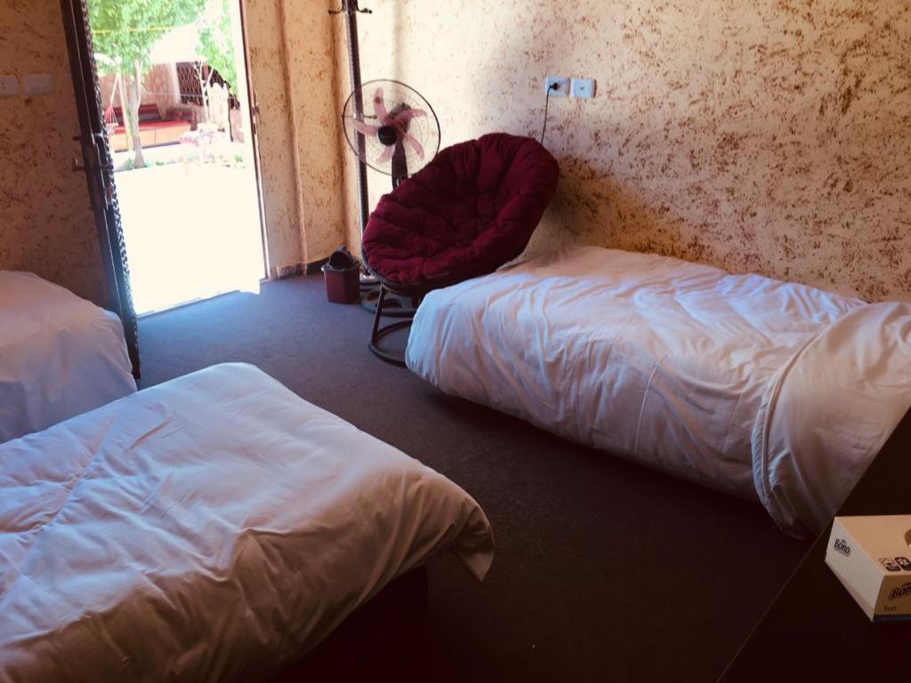 Guest House Attallah Wadi Musa Bagian luar foto