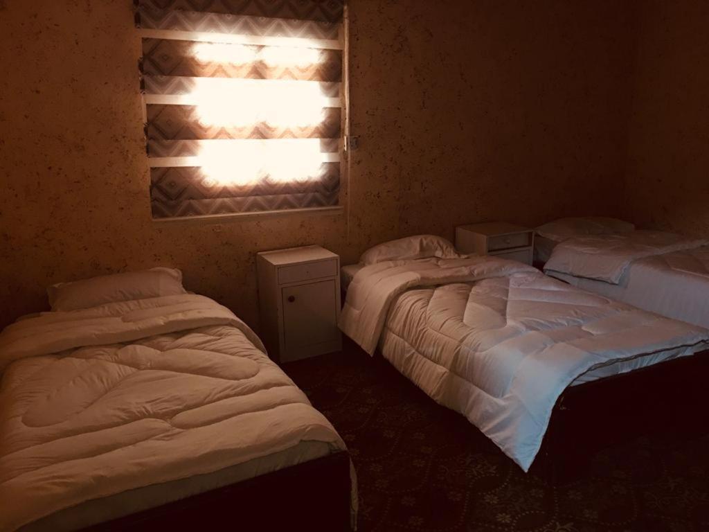 Guest House Attallah Wadi Musa Bagian luar foto