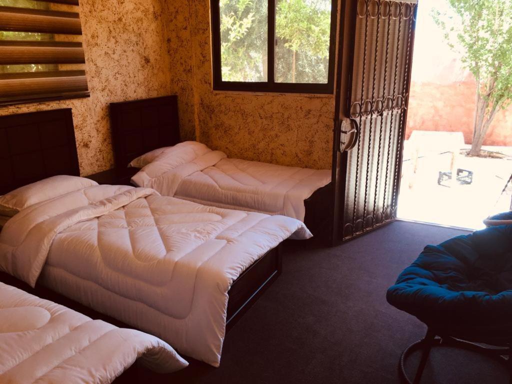 Guest House Attallah Wadi Musa Bagian luar foto