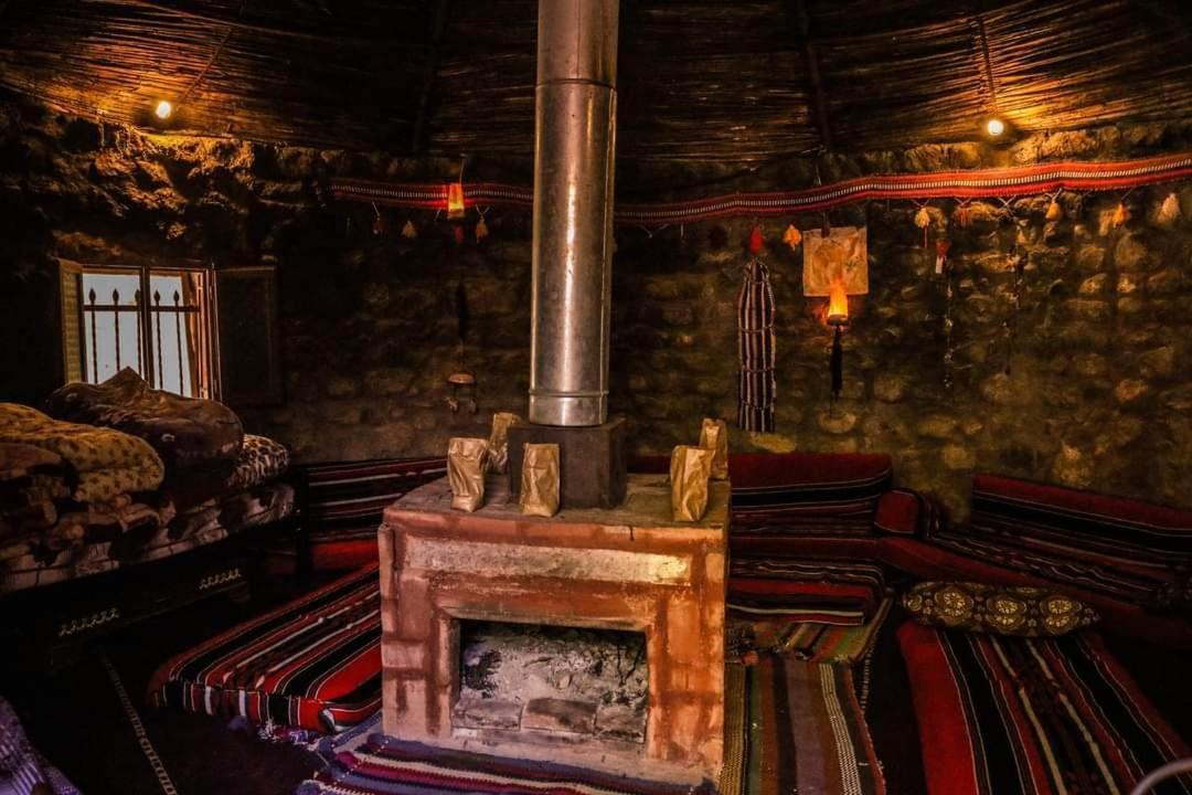 Guest House Attallah Wadi Musa Bagian luar foto