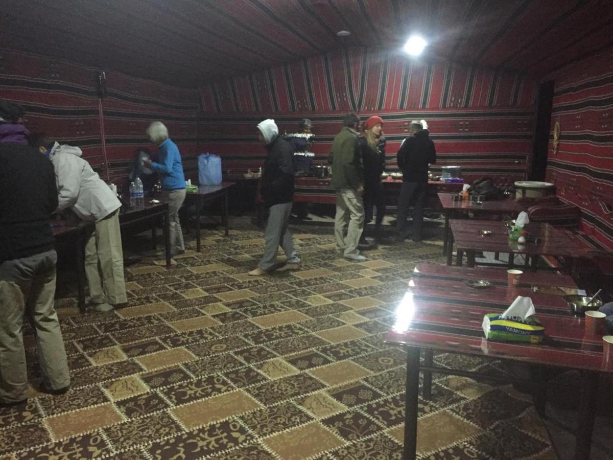 Guest House Attallah Wadi Musa Bagian luar foto