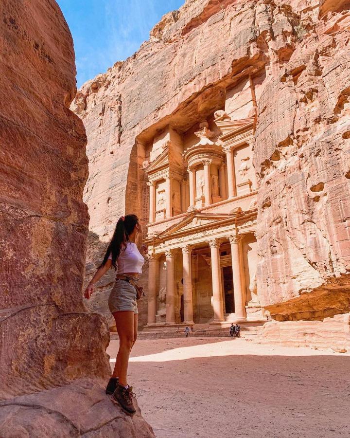 Guest House Attallah Wadi Musa Bagian luar foto