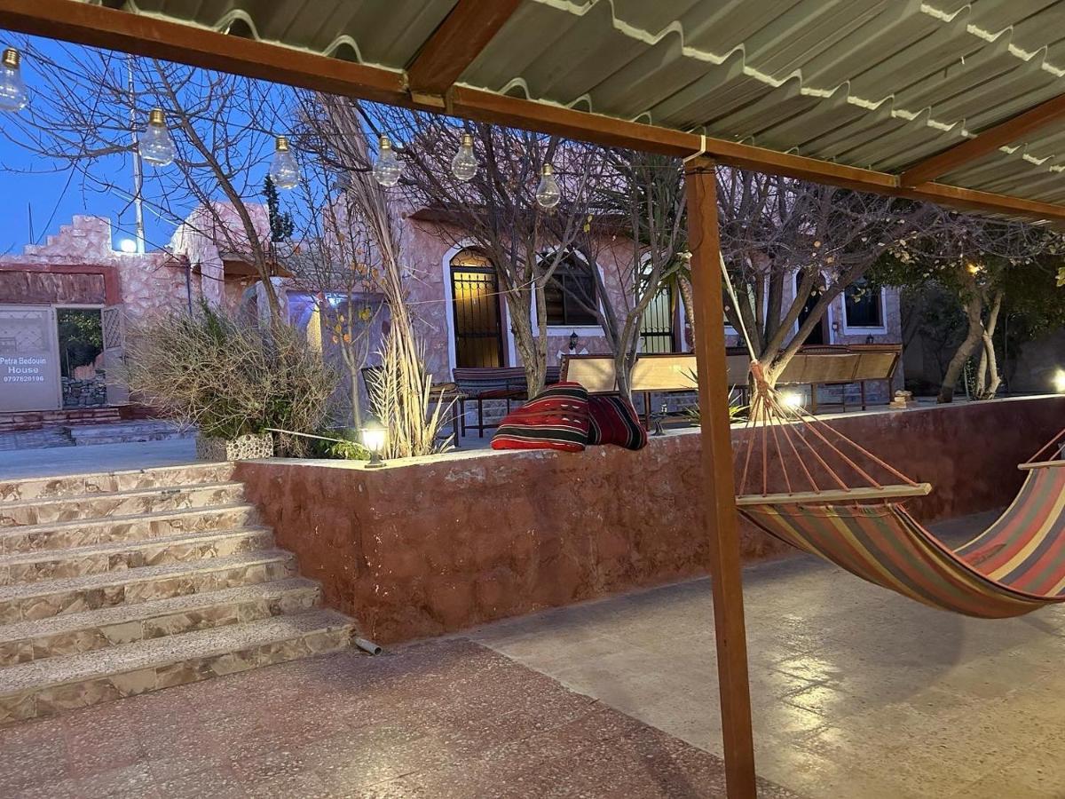 Guest House Attallah Wadi Musa Bagian luar foto