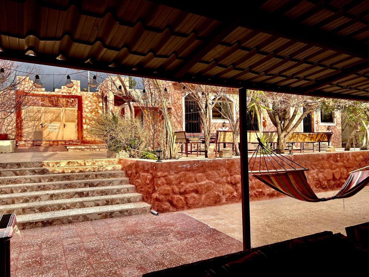 Guest House Attallah Wadi Musa Bagian luar foto
