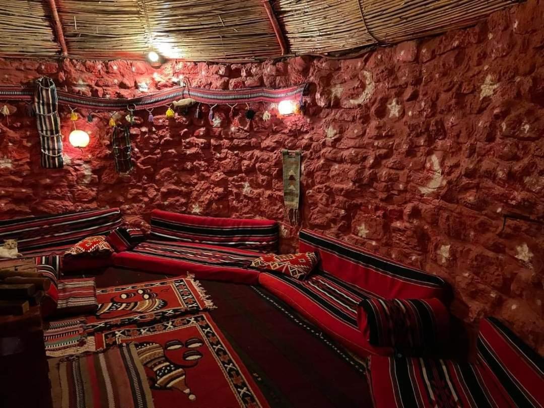 Guest House Attallah Wadi Musa Bagian luar foto