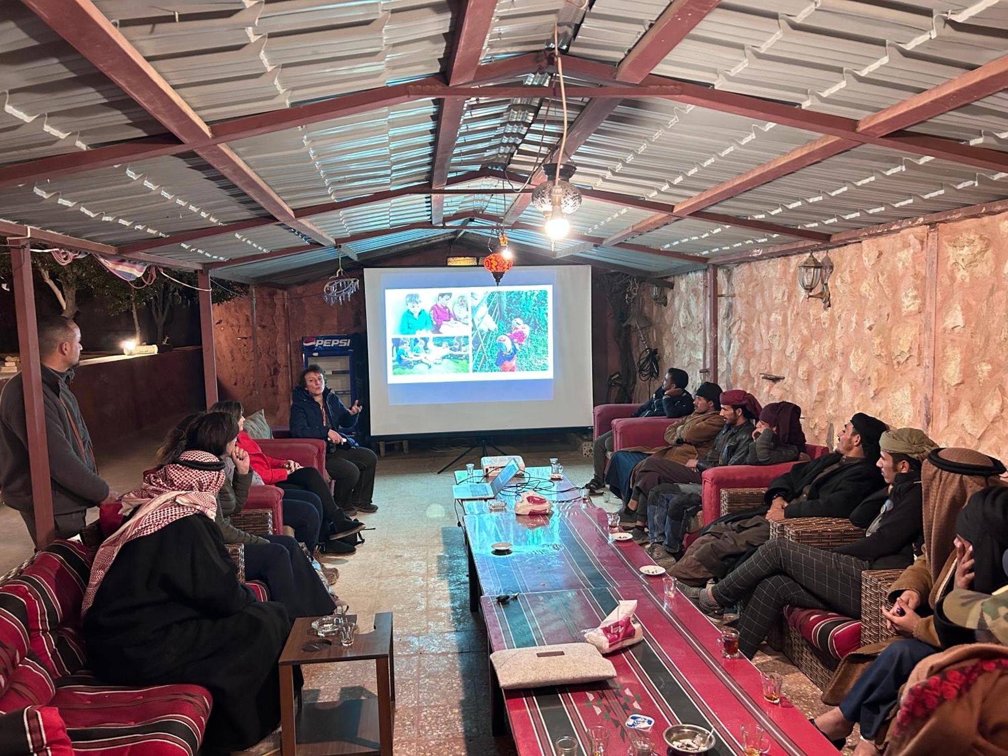 Guest House Attallah Wadi Musa Bagian luar foto